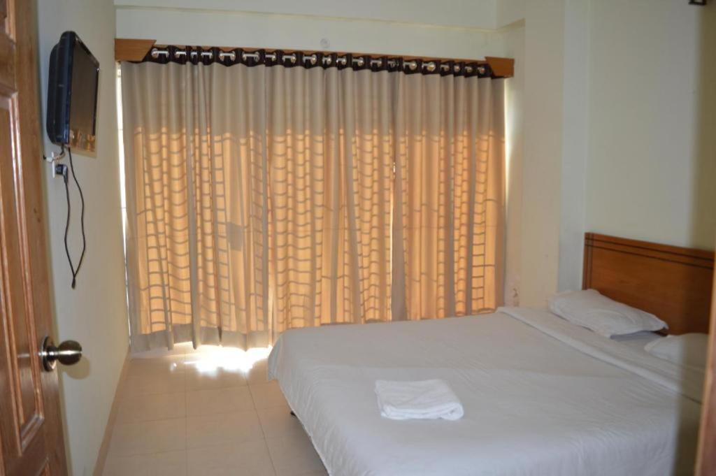 Water View Resort 库克斯巴扎 外观 照片